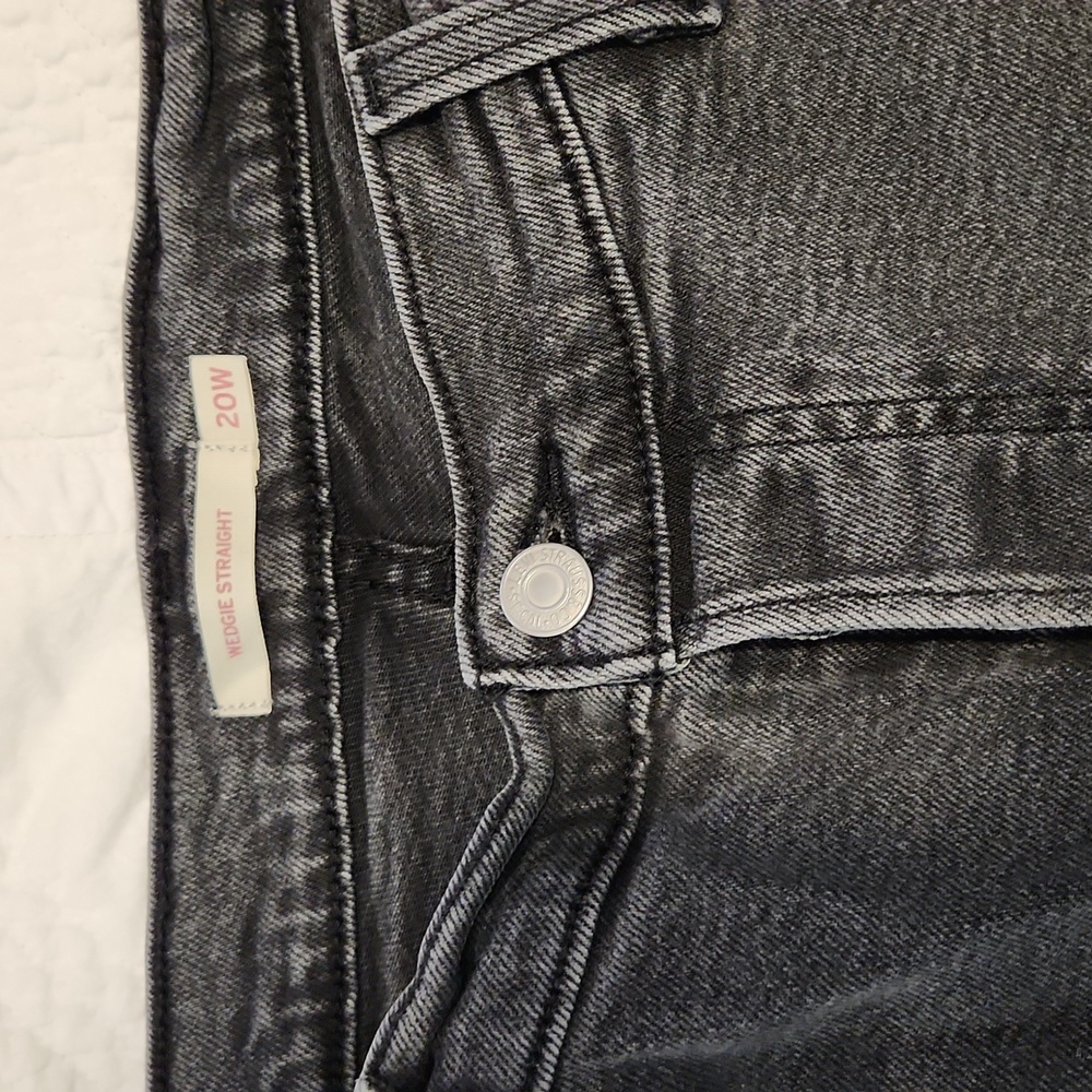 Levi's Wedgie Straight Black Jeans 20W